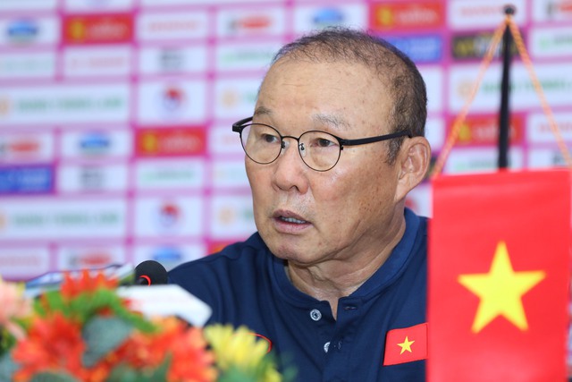 Được FIFA cộng điểm sau 2 chiến thắng, tuyển Việt Nam vượt qua đội bóng châu Âu trên BXH thế giới