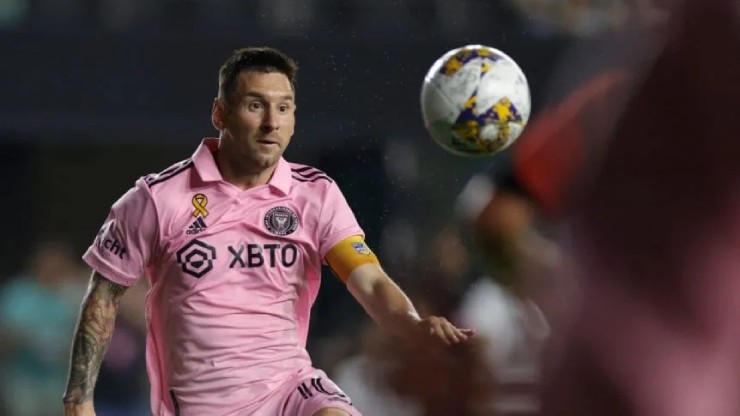 Diễn biến mới chấn thương của Messi: Siêu sao bỏ tập, Inter Miami lo lắng