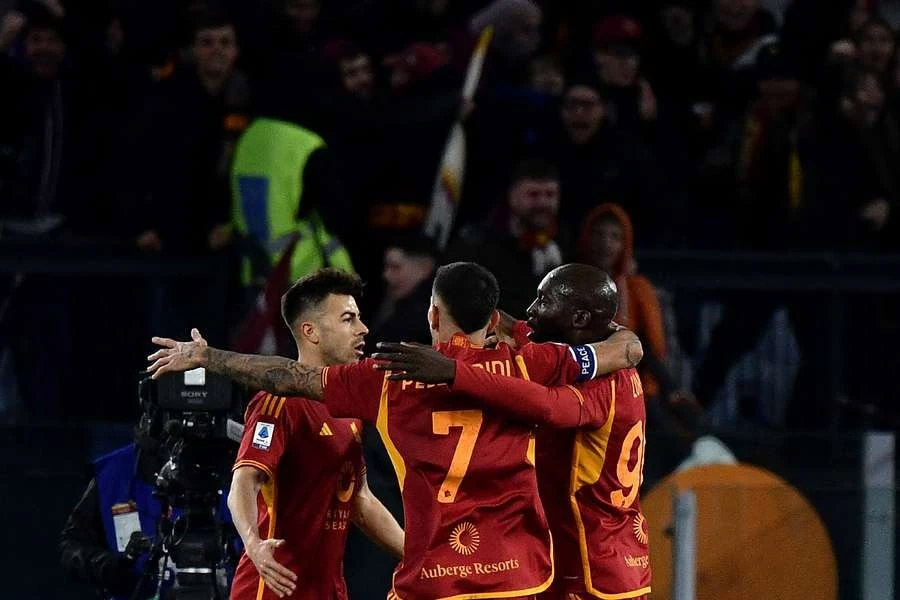 AS Roma khởi đầu như mơ sau thời Mourinho