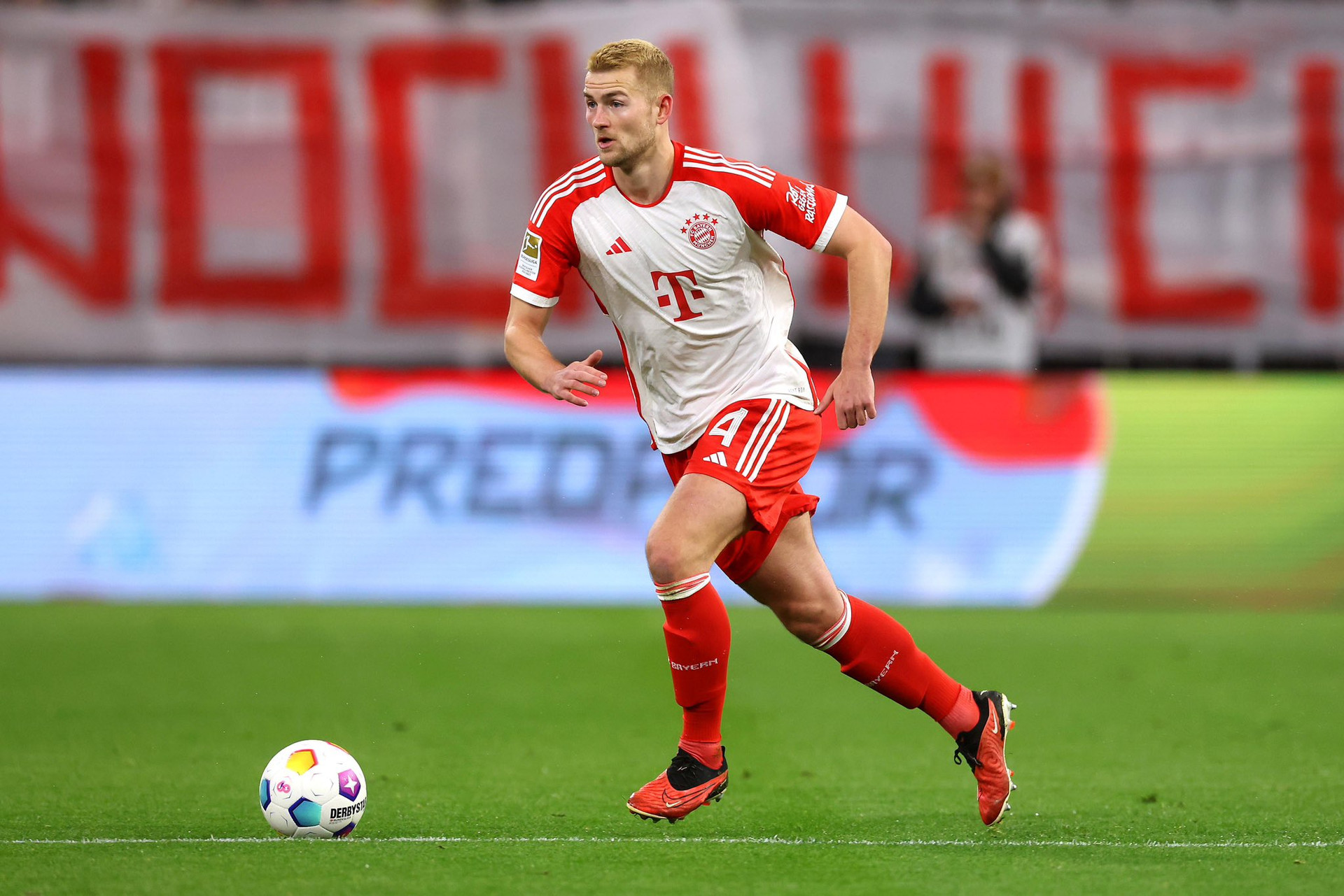 De Bruyne trên đường rời Man City, Man Utd sắp công bố De Ligt