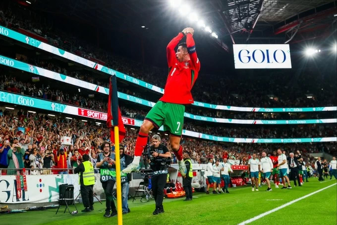 Tuổi 39 phi thường của Ronaldo
