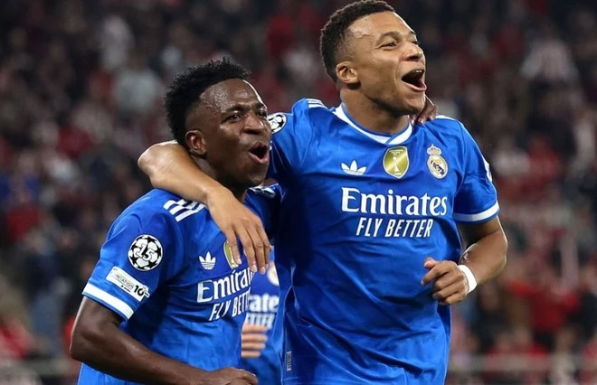 Mbappe đi vào lịch sử