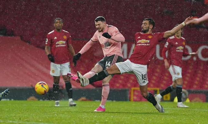 Man Utd thua đội bét bảng Ngoại hạng Anh
